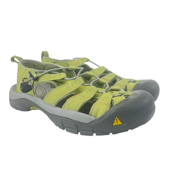 Keen Shoes - Keen Women’s Newport Light Green Closed Toe Water Sandals